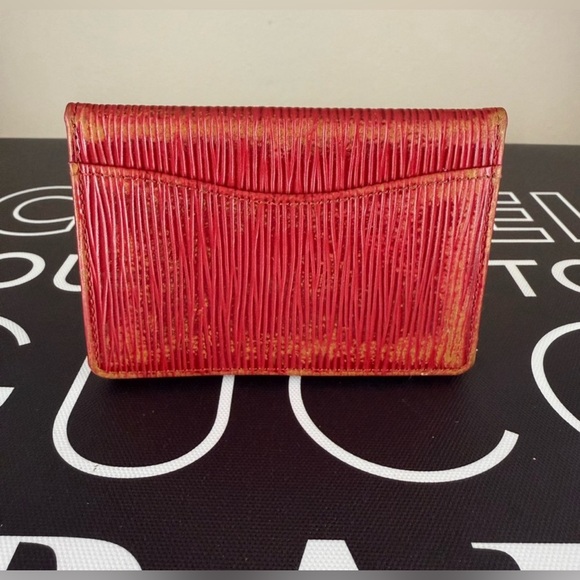 Louis Vuitton Card Holder - Picture 4 of 6